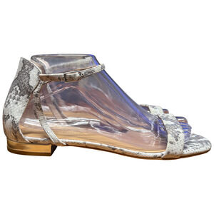 BANANA REPUBLIC Women 7.5 Flat Leather Sandal Cream Gray Snake Ankle Strap Shoe